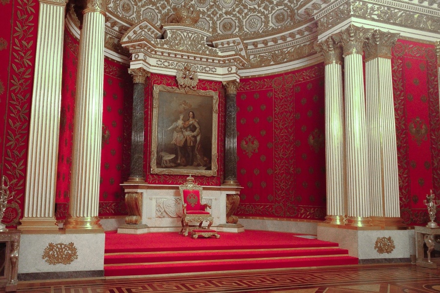 Zdjęcie przedstawia jedno z wnętrz pałacu carskiego w Rosji
