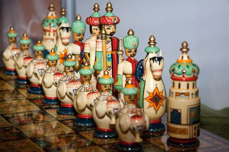 Kolorowe irańskie szachy